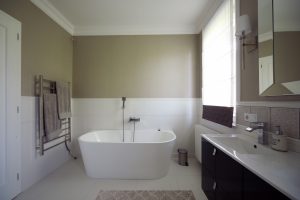 Csősz-Tóth Anita lakberendező - Angol stílus fürdő 04