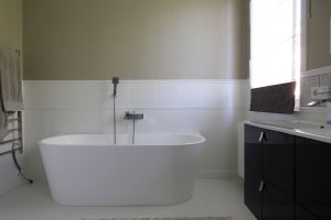 Csősz-Tóth Anita lakberendező - Angol stílus fürdő 06