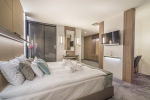 Csősz-Tóth Anita lakberendező - Légies enteriőr háló 01