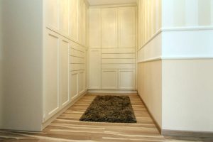 Csősz-Tóth Anita lakberendező - Mediterrán stílus gardrób